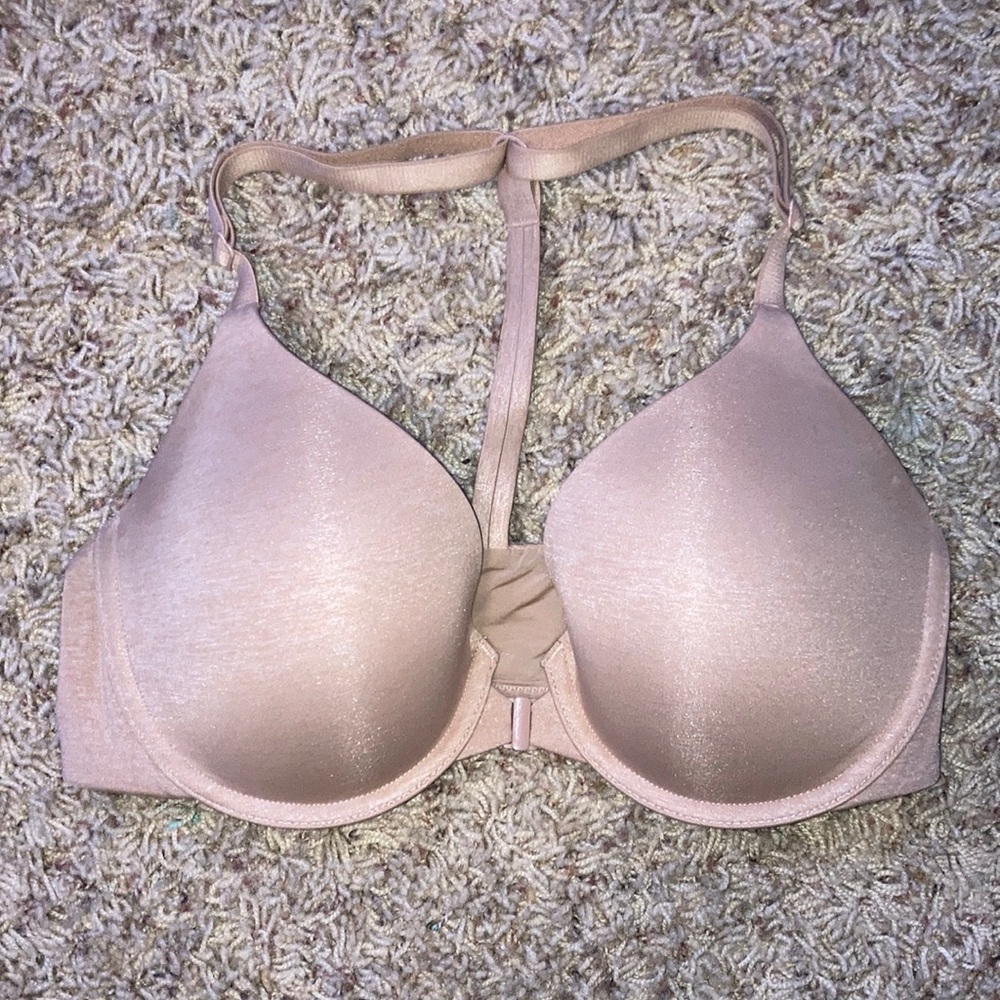 VICTORIAS SECRET 34D BRA